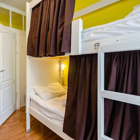 Sun City Hostel Kiev Extérieur photo