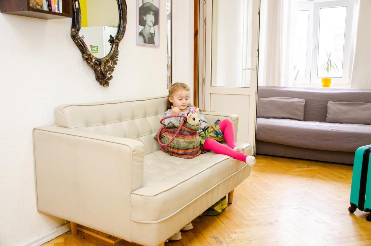 Sun City Hostel Kiev Extérieur photo